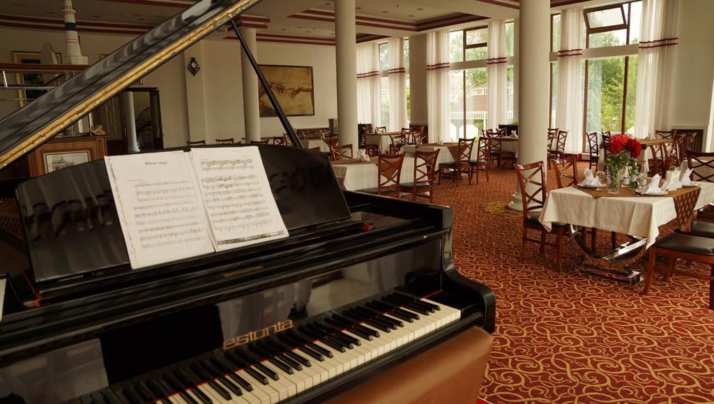 River Side Hotel Мингечевир Экстерьер фото