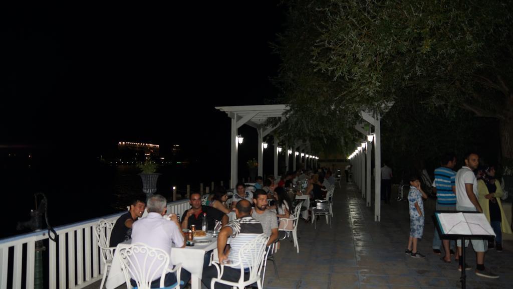 River Side Hotel Мингечевир Экстерьер фото