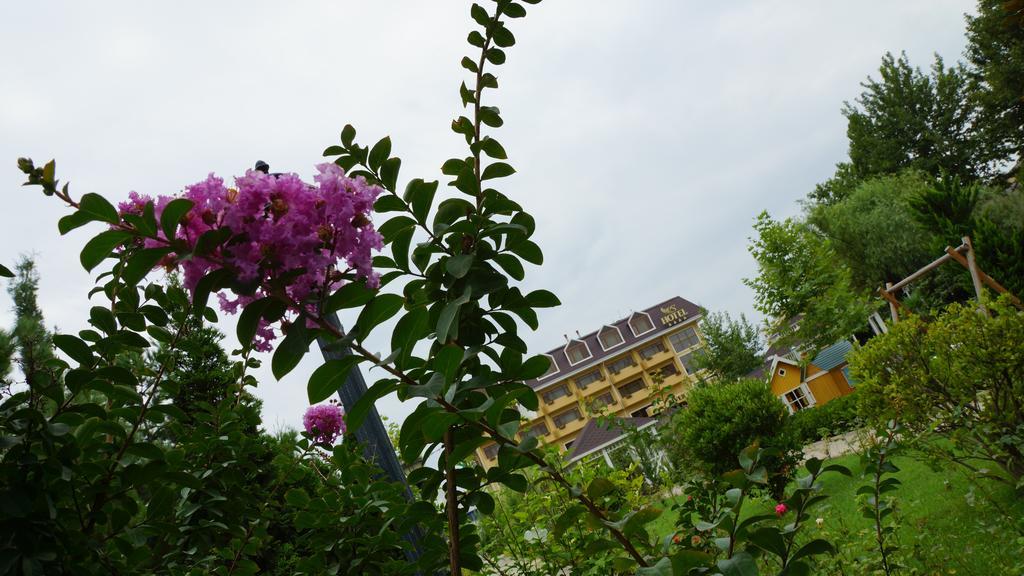 River Side Hotel Мингечевир Экстерьер фото